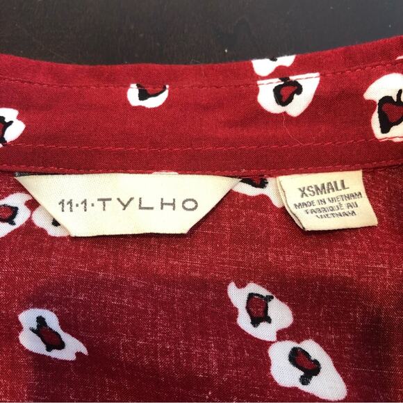 Anthropologie 11 1 Tylho red white floral button down tunic top Extra Small XS - Picture 8 of 16